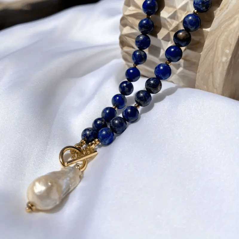 Havento | Barocke Boho-Halskette mit Perlen und Schmuckstein-Details
