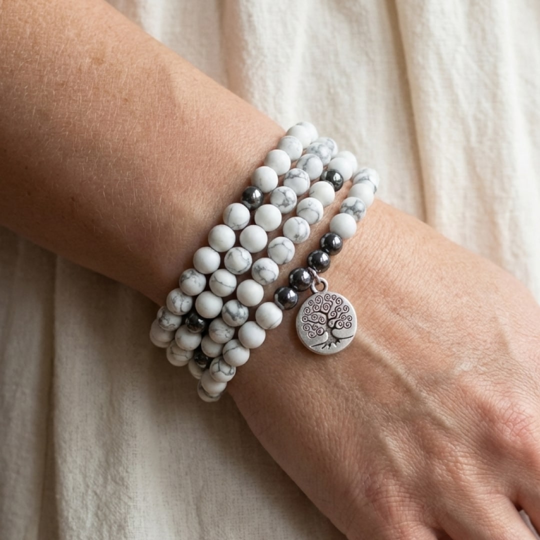 Chelsea | Pulsera Mala de Howlita con Cuentas Naturales y Estilo Espiritual