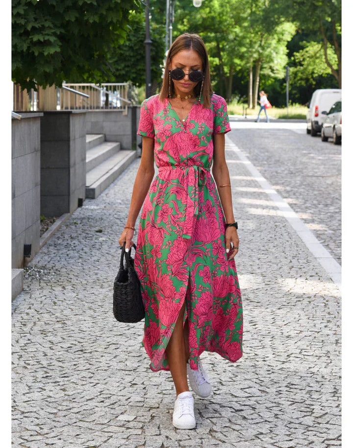Delia | Elegantes Kleid mit V-Ausschnitt und figurbetonter Passform