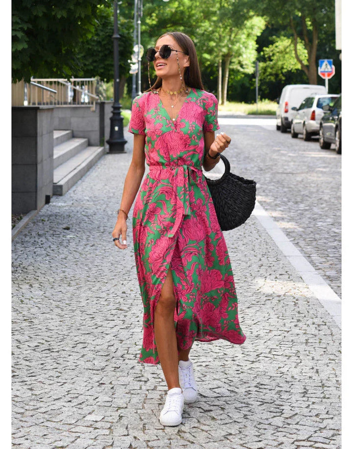 Delia | Elegantes Kleid mit V-Ausschnitt und figurbetonter Passform
