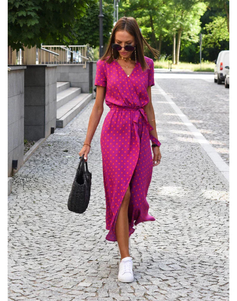 Delia | Elegantes Kleid mit V-Ausschnitt und figurbetonter Passform