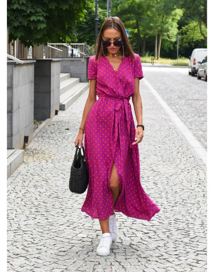 Delia | Elegantes Kleid mit V-Ausschnitt und figurbetonter Passform