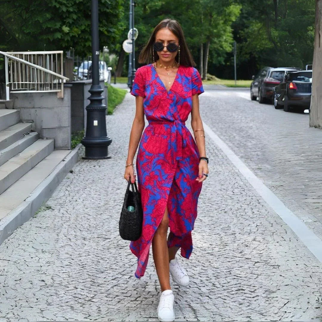 Delia | Elegantes Kleid mit V-Ausschnitt und figurbetonter Passform