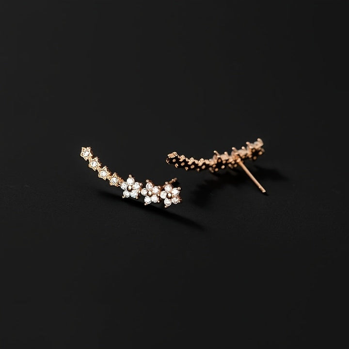 Soreya | Elegante Blumenohrringe mit zeitlosem Stil