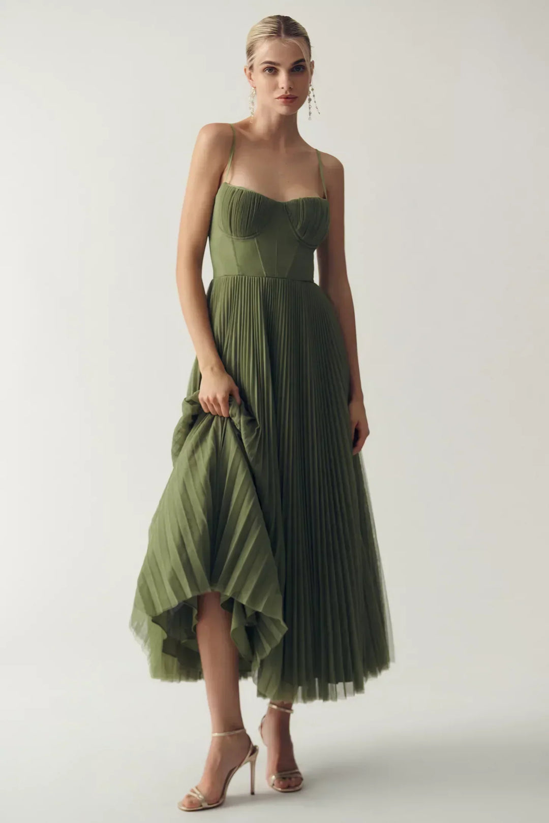 Delorae | Rückfreies Kleid Olivia