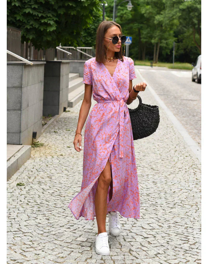 Delia | Elegantes Kleid mit V-Ausschnitt und figurbetonter Passform