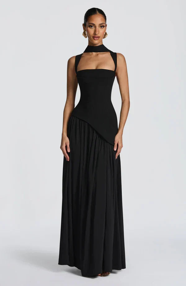 Story | Langes Lackkleid